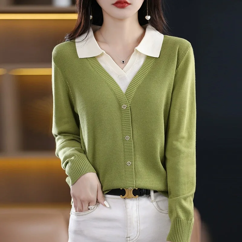 

Fashionable Fake Two-Piece Shirt Sweater Women's Loose Slimming Turn-down Collar Knitted Base Shirt Autumn 2025 New Arrival