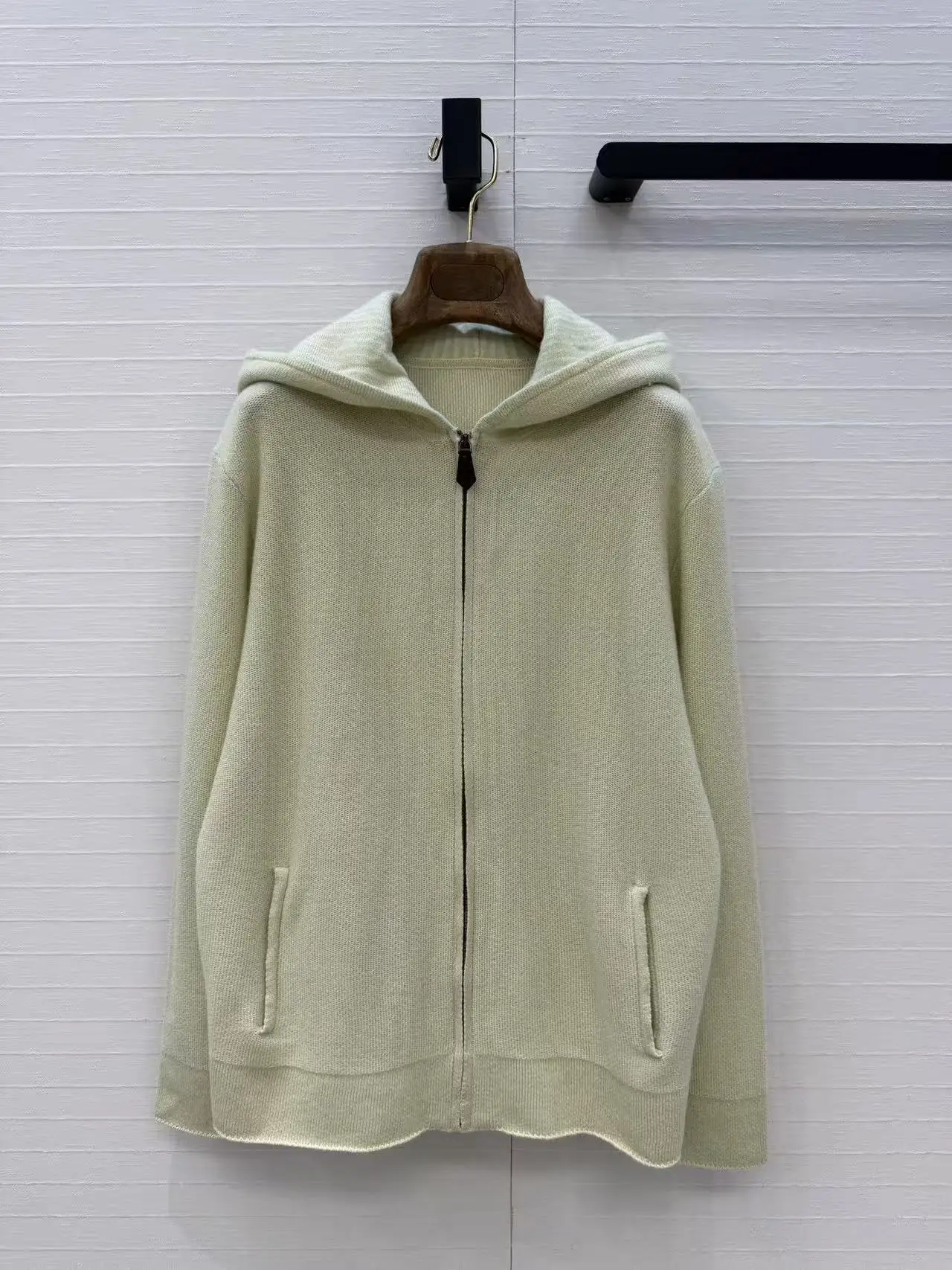 Honeycomb Knit Cashmere Hooded Jacket With Color‑block Details, Lazy Casual Vibe, 2026 Early Autumn