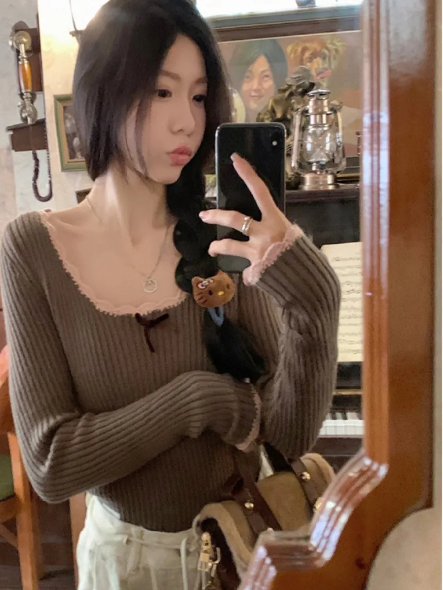 

Милая молодежная длинная светящаяся трикотажная кружевная отделка Цветная блузка Внутренняя одежда Верхняя одежда Топ для похудения Французский Sle Мягкий полиэстер