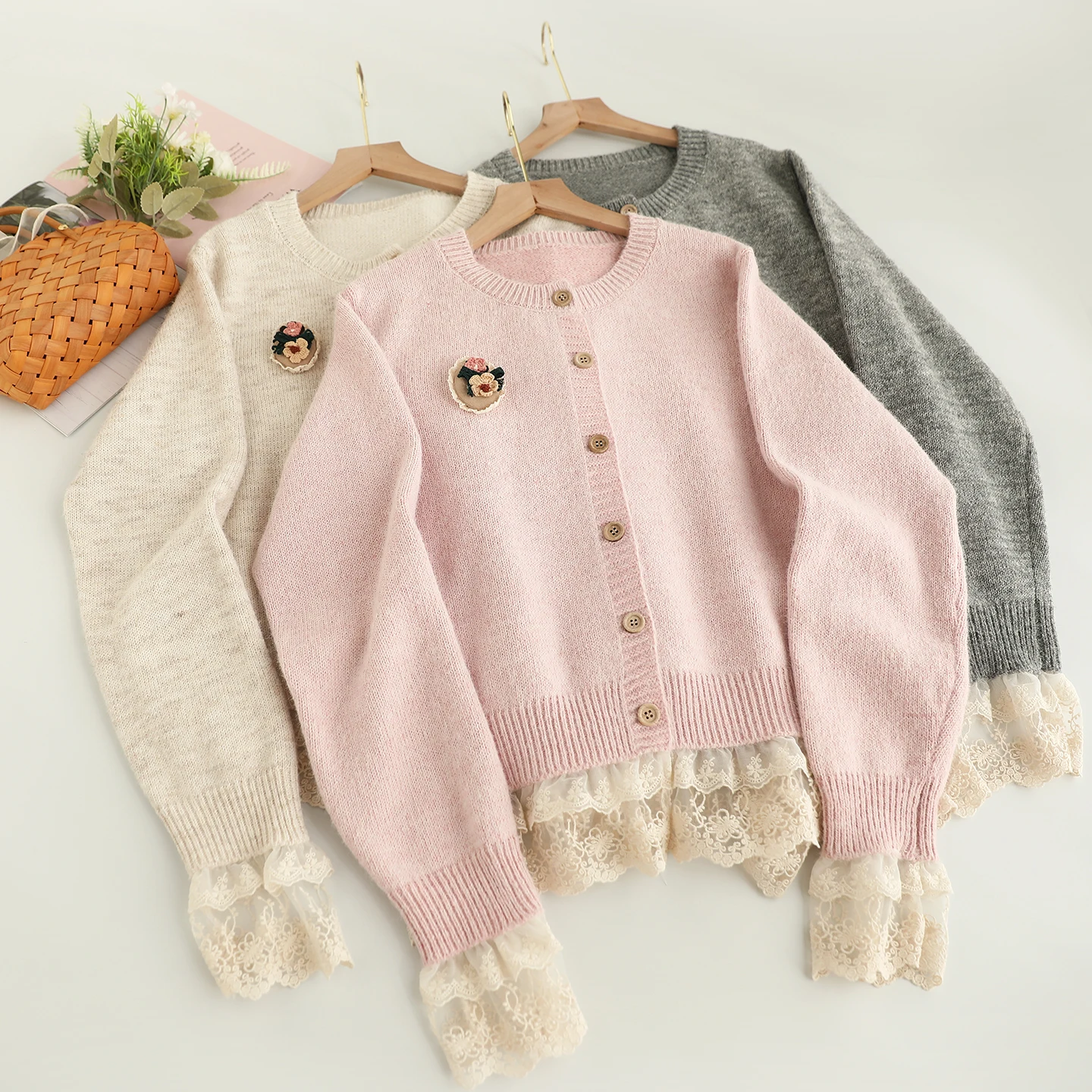 

Japanese Sweet Mori Girl Lace Patchwork Knitted Sweater Cardigan Women Autumn Winter O-Neck Long Sleeve Casual Loose Knitwear