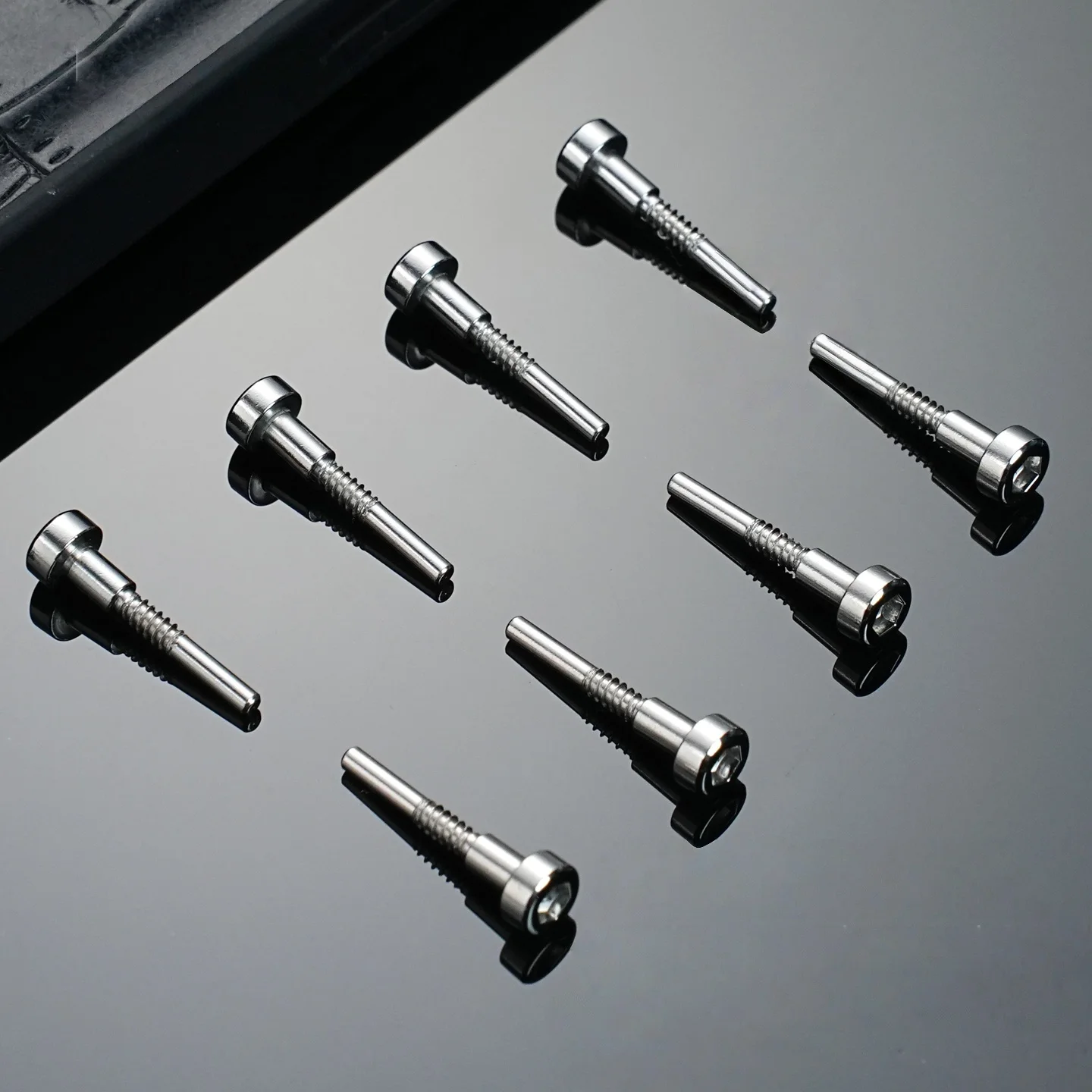 Watch screw accessories for Casio watch GWG-1000 Big Mud King fixed strap screw side case screw connecting rod repair parts