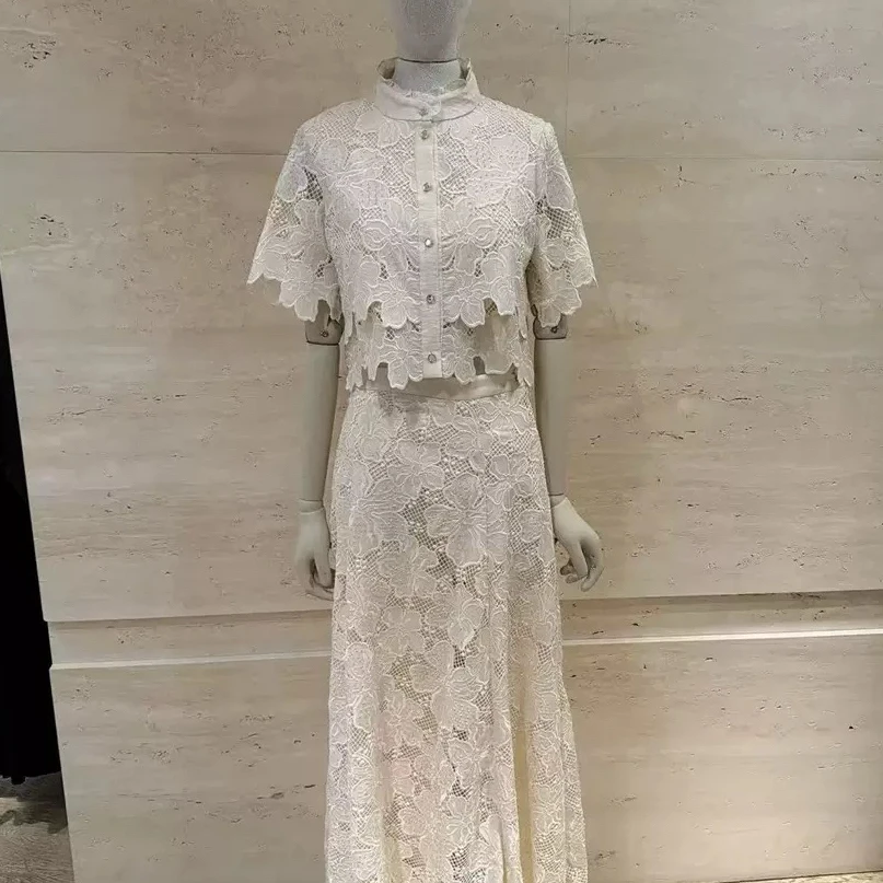 Spring 2026 High Waist Lace Trim Soluble  Fashionable Semi-Body Skirt A-Line Silhouette Straight Tube Chinese Production