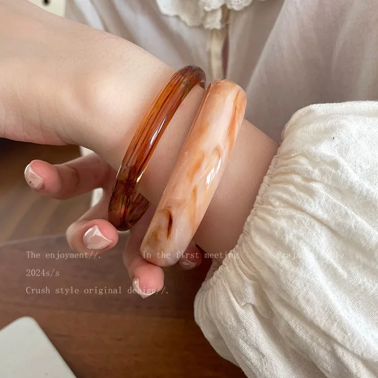 Irregular Wide Edged Acrylic Acetate Bracelet For Women Retro Geometric Ins Niche Design Student Best Friend Bracelet