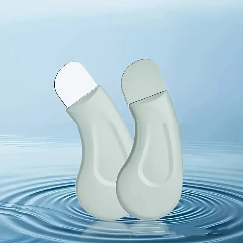 Manual Blackhead Removal Tool，Suitable for Face - Gentle pore cleanser and extractor，With textured surface and light green handl