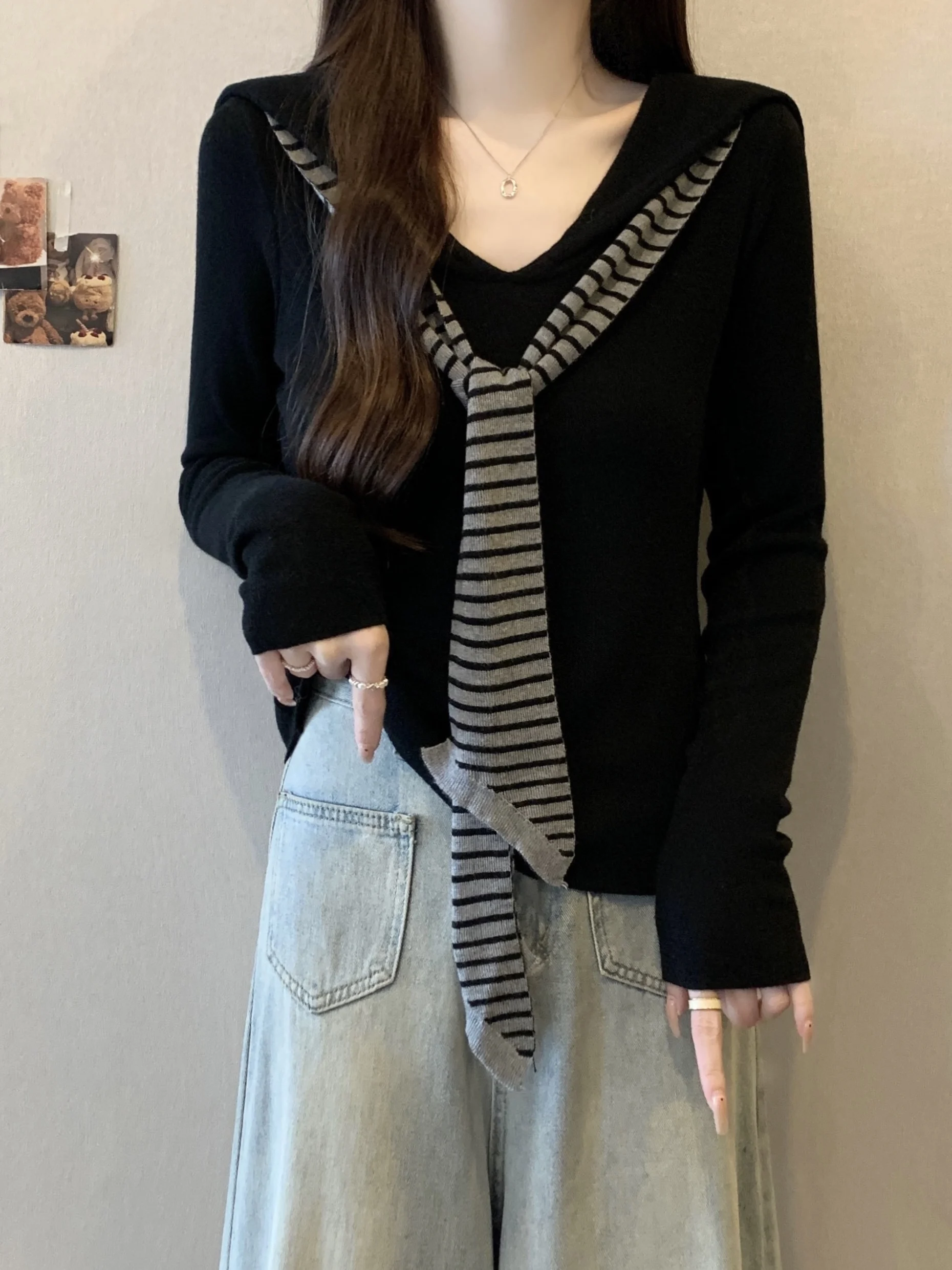 

Женский трикотажный топ больших размеров с воротником-стойкой, полосатыми вставками на плечах, имитация двухслойности, утягивающий базовый слой для осени и зимы