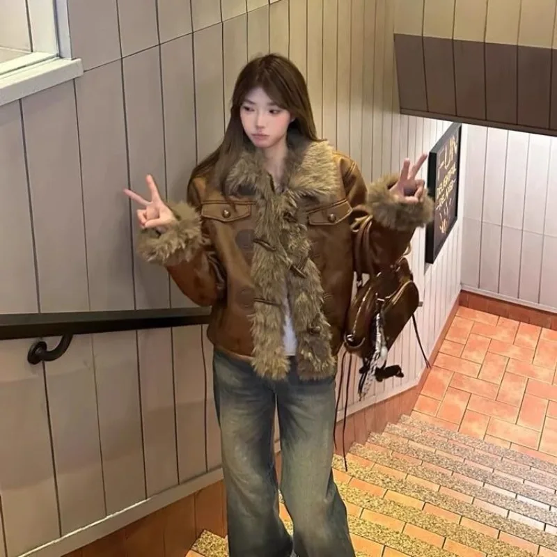 

Maillard Fur Retro Used Plush Splicing Women's Coat 2025 Autumn/Winter New Loose Warm Brown Leather Coat Cotton Clothes Commuter