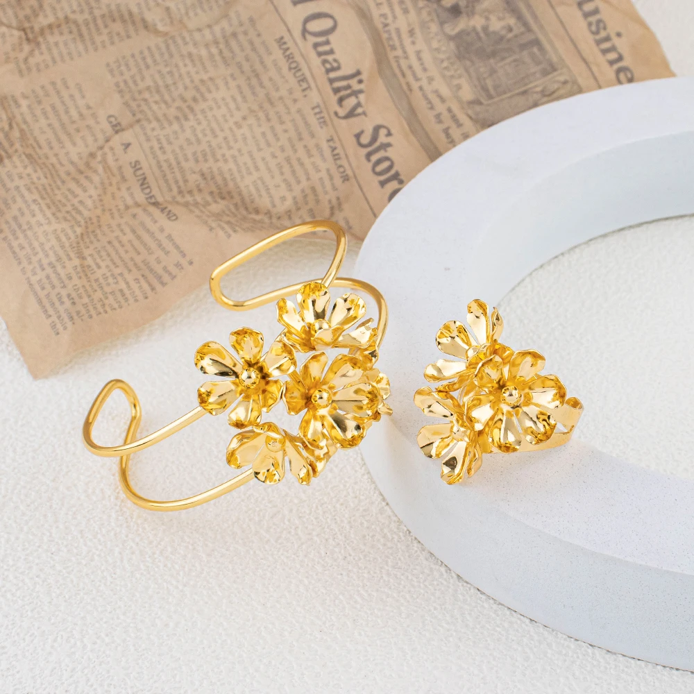 Dubai Blumen-Schmuckset Halskette Ohrringe Armband und Ring Damen-Accessoires Perfekt für Hochzeiten Geschenke und Großhandel – Detail 4