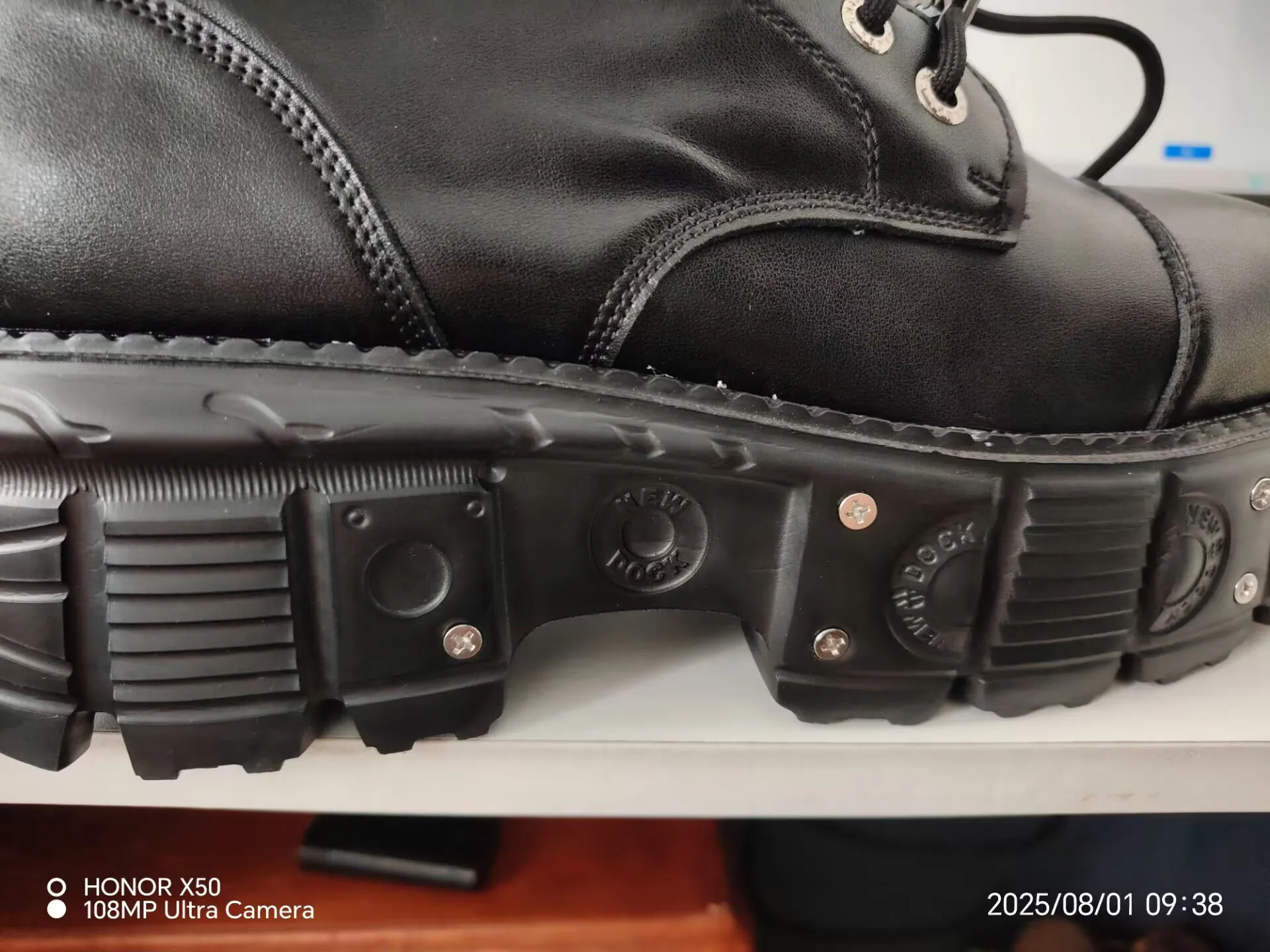 OMET-男性と女性のためのダークヘビーメタルプラットフォームオートバイブーツ,小さな革の靴,パンク,春,2022