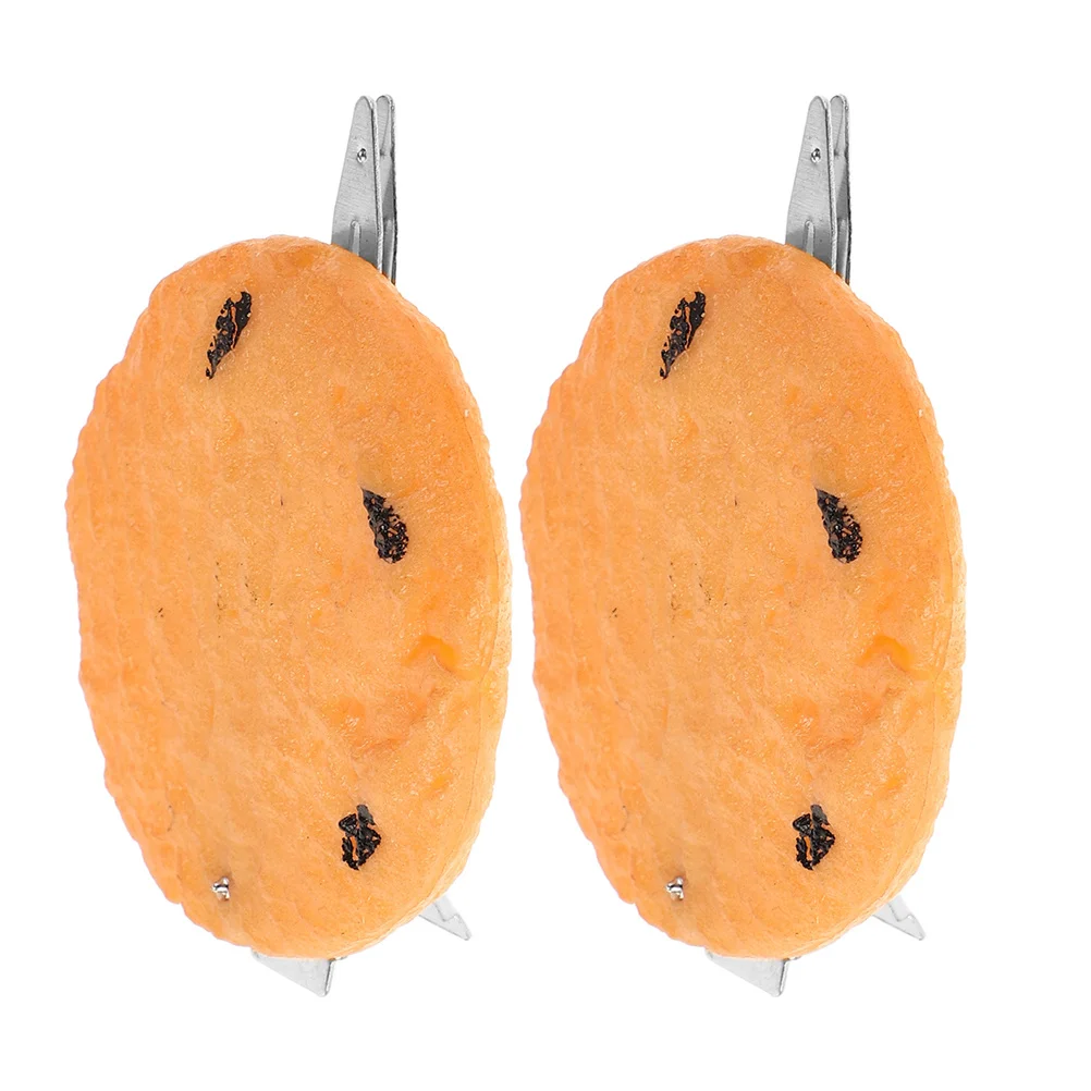 

2Pcs Cranberry Hair Clips Cute Cartoon Cookie Design Hair Accessories for Women Teens Funky Hairpins