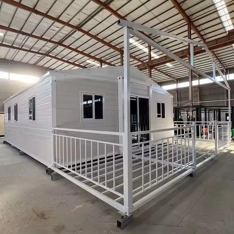 40FT Expandable Container House 1-Hour Setup for ADU Resort or Worksite Use Bulk Discounts and Custom Options Available
