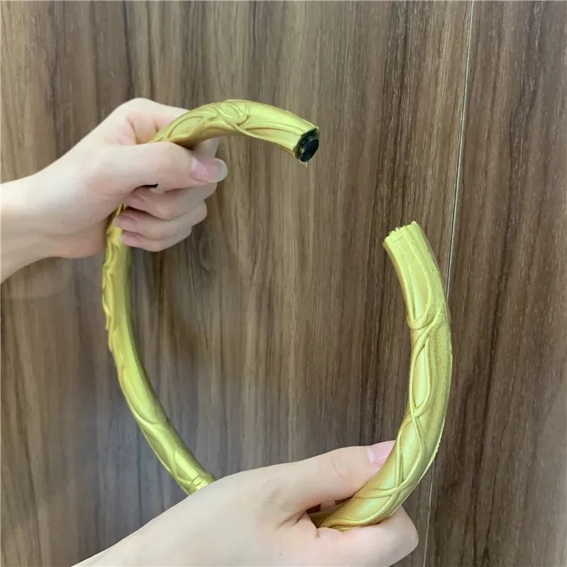 Chinese Nezha The Heaven And Earth Circle 1:1 Cosplay Weapon  Styles Prop Spin Gold Gun Sword Cos Halloween Gift