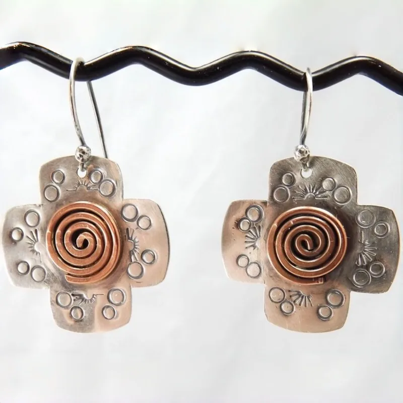 Vintage Hand Carved Spiral Dangle Women's Earrings Two Color Metal Geometry Daily Wear Party Jewelry Anniversary Gift