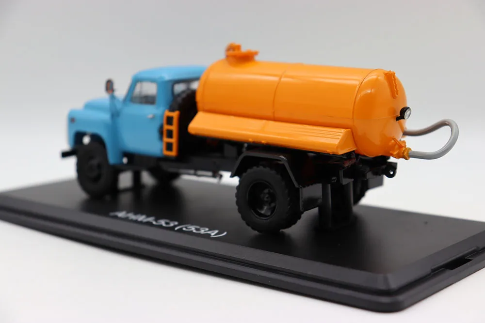 SSM 1/43 Scale 1:43 AHM-53 GAZ 53A Milk TRUCK USSR Cars Diecast Models for collection