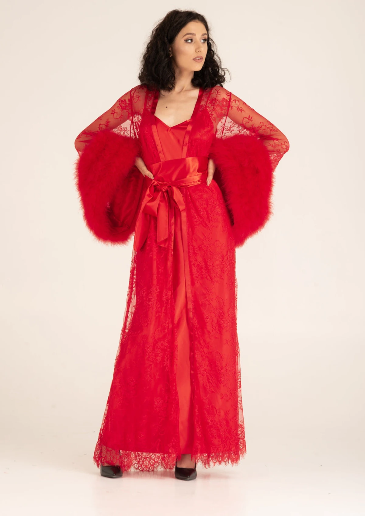 Red Satin Silk Bridal Robe Sleepwear Winter Fur  Long SleeveWedding Evening Bathrobe Nightwear Custom Made Robe Gowns