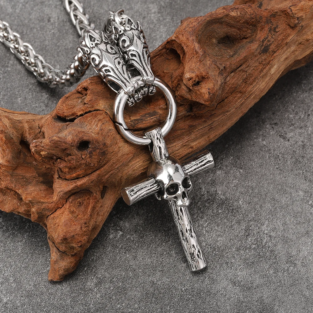 جديد الشرير نمط الجمجمة الصليب قلادة قلادة الرجعية شيك الحد الأدنى تنوعا التنين العظام سلسلة الرجال قلادة