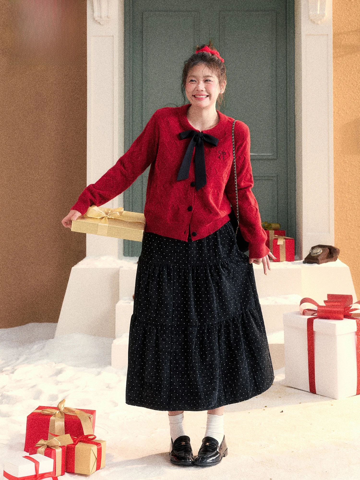 

Zhang Da plus Size Knitted Cardigan And f Skirt Set Korean Sle Slimming Red New Year Polka Dot Outfit for plus Size Women