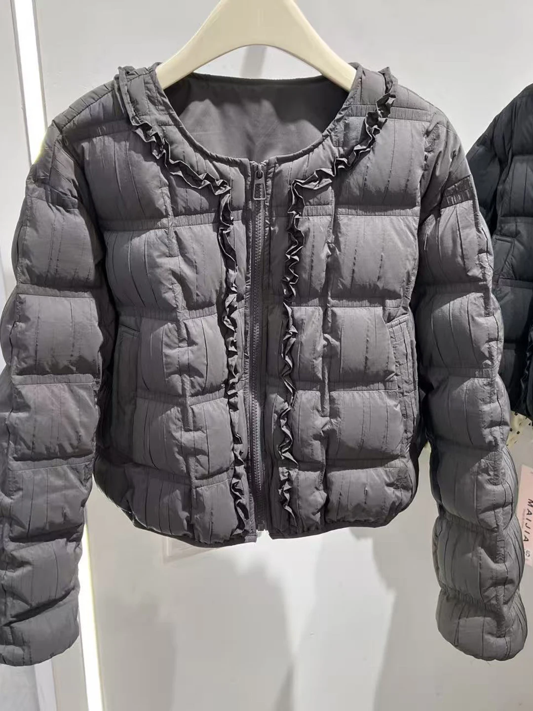 Warm round Neckdown Jacket Women's Short Outerwear Duck down Wood Grain  European Style Commute Style Winter New Arrival