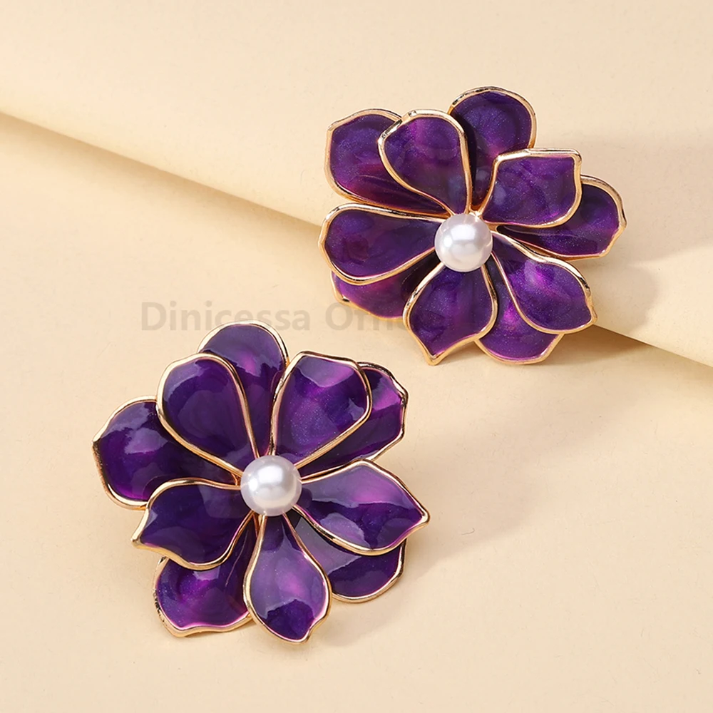 Fashion Charming Enamel Metal Flower Imitation Pearl Decor Stud Earrings For Women Luxury Design Wedding Party Statement Jewelry