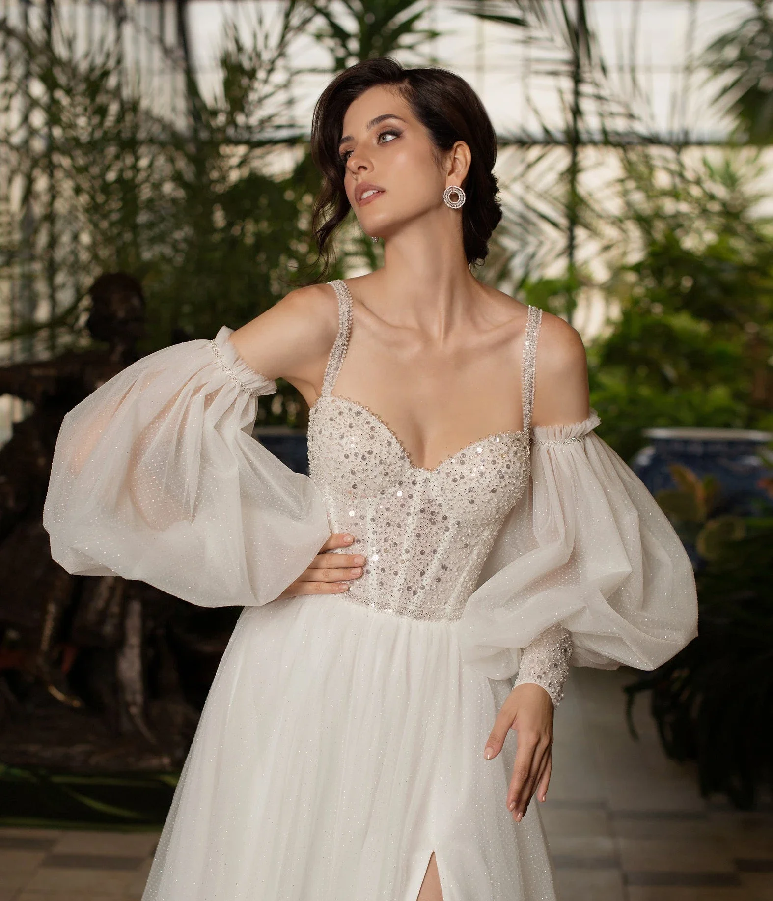 

Glittery Tulle Wedding Sleeves Beading Sequined Sparkly Long Puffy Gloves Bling Bride Sleeve Women Bridal Accessories