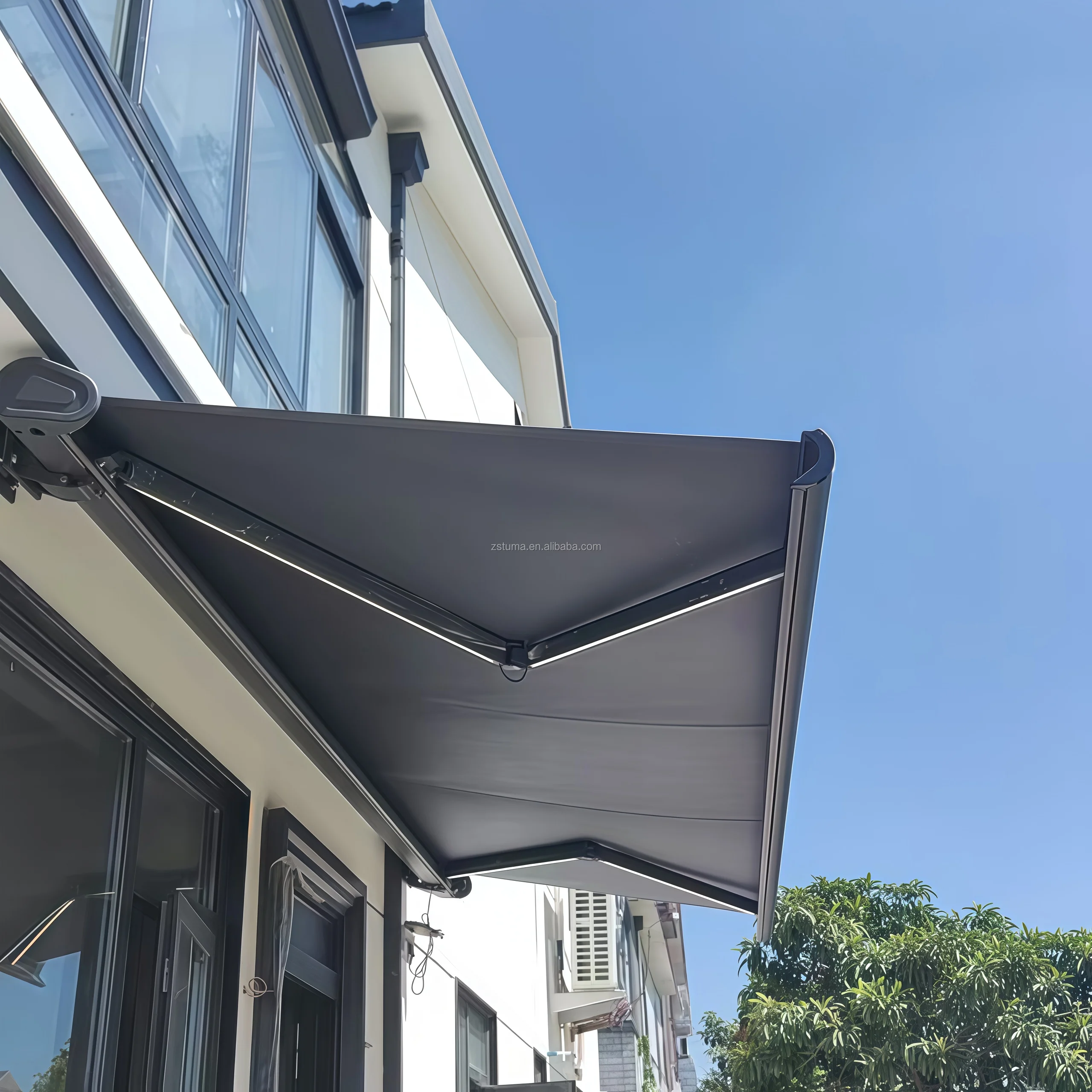 Automatic Cassette Awning for Patio Customized Smart Full UV-Resistant Motorized Free Standing Swimming Pool Canopy