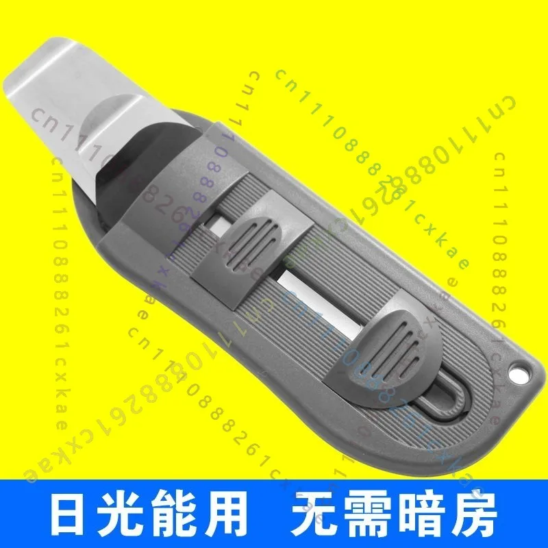 135 Film Leader Retriever 35mm Film Puller Extractor Tool For 135 Film Cassette Darkroom Photography Accessory
