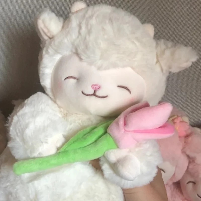 Miniso Famous Products Sheep Baa Baa Series Warm White Lamb Doll Hold Tulip Plush Doll Super Soft Doll Girl'S Birthday Gifts