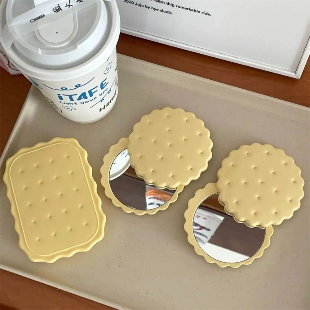 Mini Biscuit Hand-Held Mirror Portable Folding Biscuit Make-Up Mirror Cheese Biscuit Design Plastic Biscuit Pocket Mirror