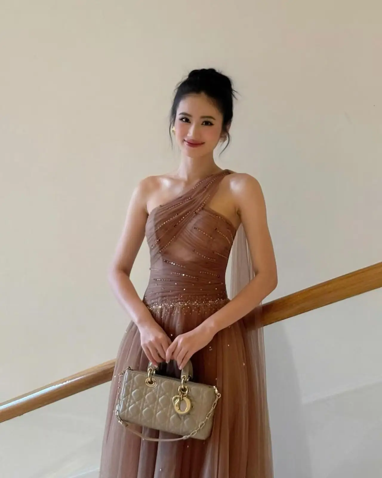 Robe de soirée asymétrique épaule dénudée, personnalisée, élégante, dubaï, ligne a, paillettes, Tulle, robe de bal élégante, sans manches, robes de soirée formelles, 2025