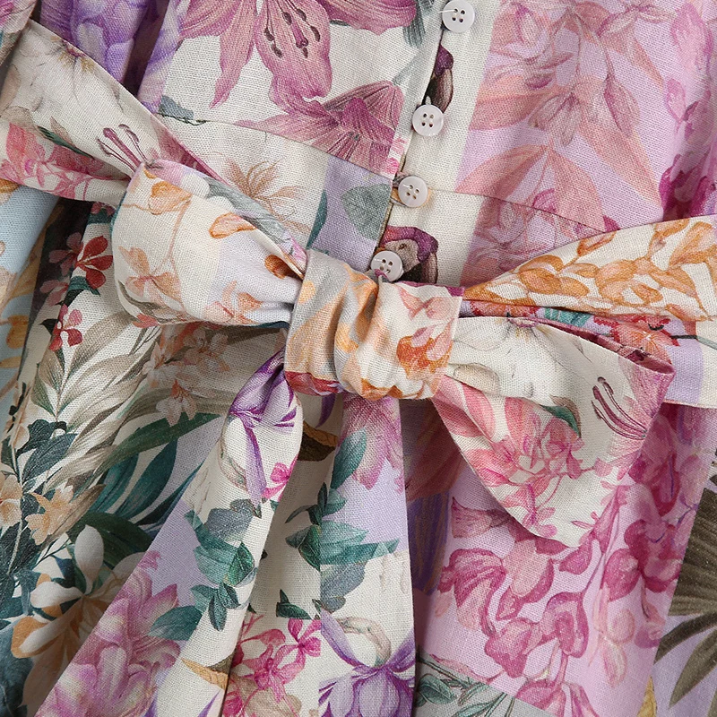 Sukienka koszulowa z długim rękawem i kwiatowym nadrukiem