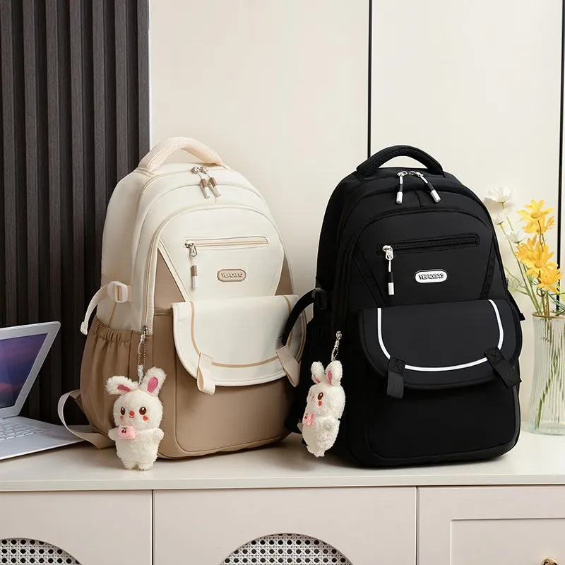 2024 New Girl Student School Bag Youth Nylon materiale colorato Cute women's Bag zaino Versatile per pendolari di alta qualità