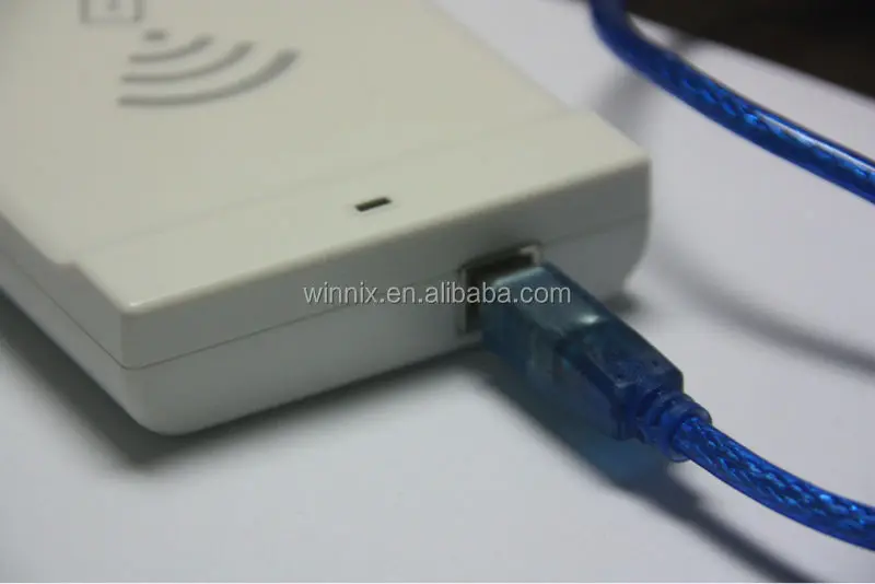 Lector de tarjetas RFID de corto alcance con distancia de lectura de 1-50cm para control de acceso de puerta y sistema de tiempo de asistencia