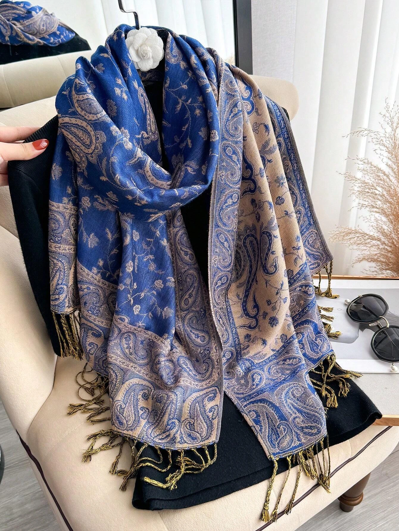 2025 New Pashmina Women Scarf Bohemia Paisley Shawl Wrap Paisley Jacquard Flowers Cashmere Classic Tassels 70X190cm image 6