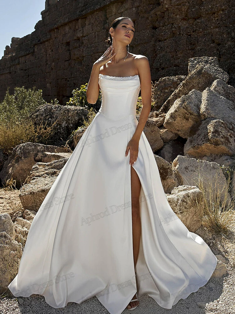 Robes De mariée modernes une ligne Robes De mariée en Satin perles Appliques Robes sans bretelles pour les femmes robes De Novia personnalisées 2025
