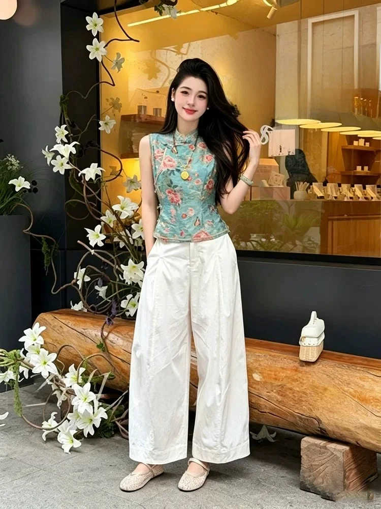 

2026 Summer Chinese Style Floral Embroidery Sleeveless Stand Collar Vest Women's Fashion Shirt Straight Cut Button Detail