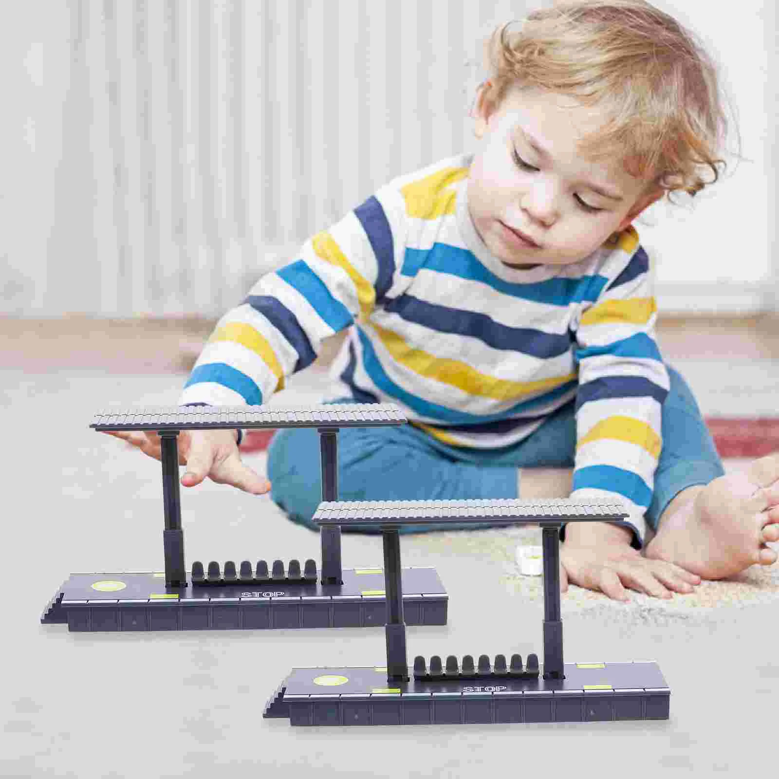 2 Pcs Assembled Accessories for Rail Transit Platform Children Model Railway Station Toy Kids Plastic Decorative Train