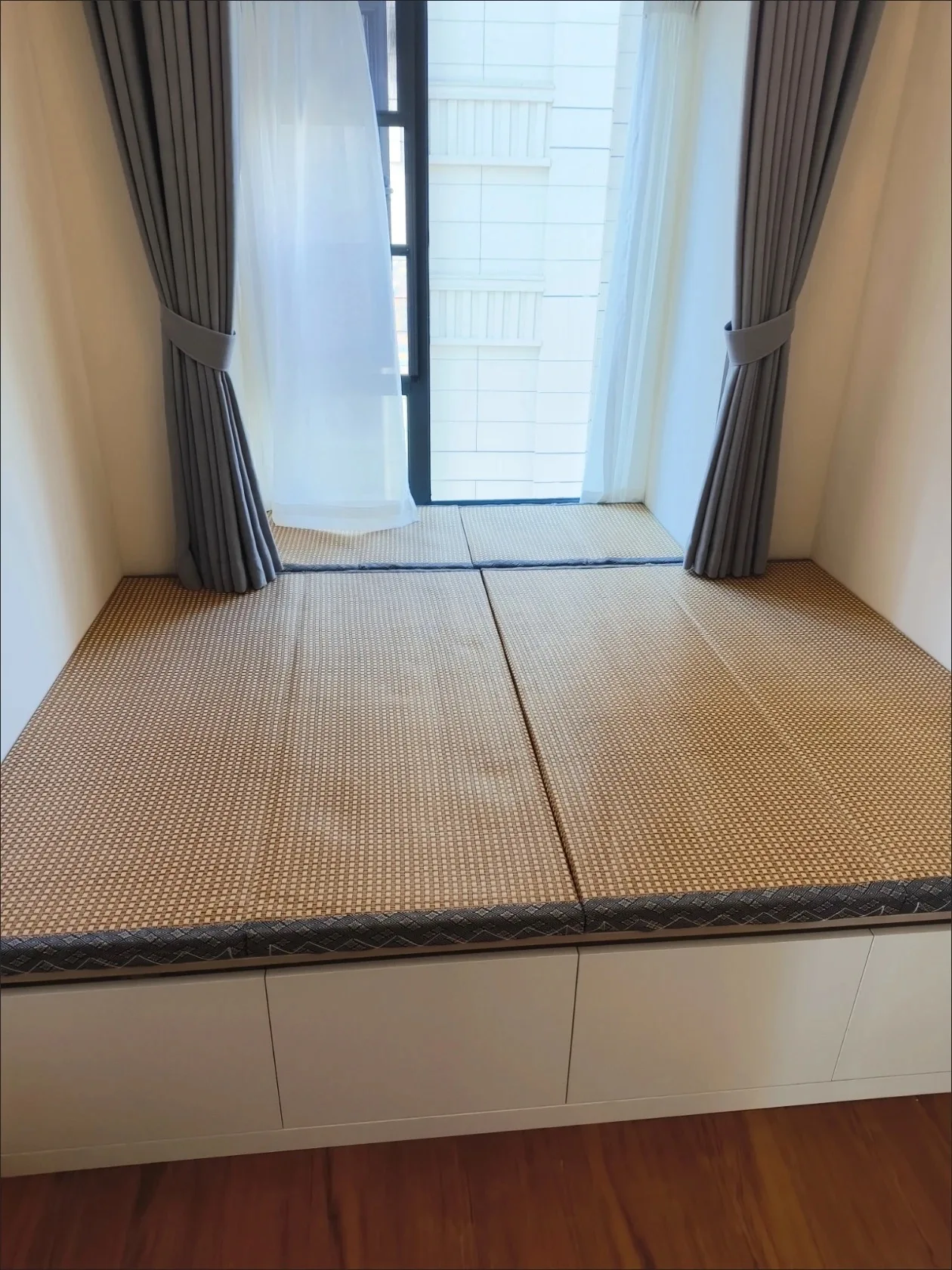 5cm Thick Japanese Style Folding Tatami Mattress with Artificial Rattan Surface Coir Core for Yoga Meditation And Cooling Mat image 5