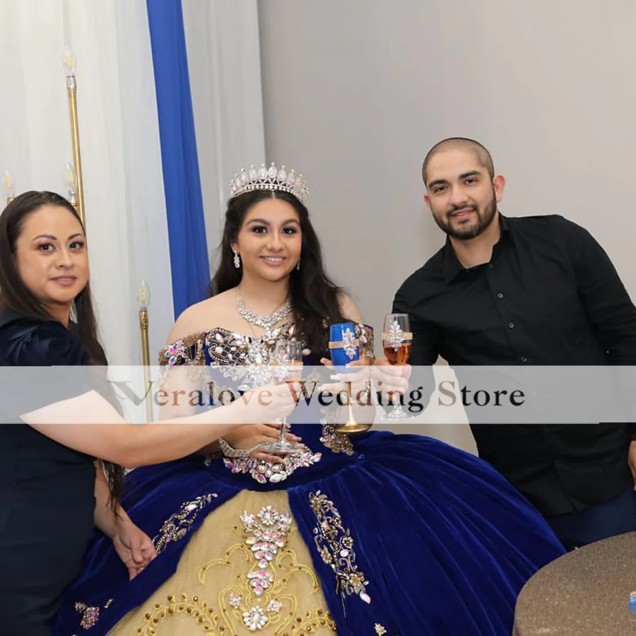 Royal Blue Quinceanera Dresses Velvet Beads Crystal Sweet 16 Mexican Girls Prom Gowns Ruffles vestidos de 15 años Custom Size