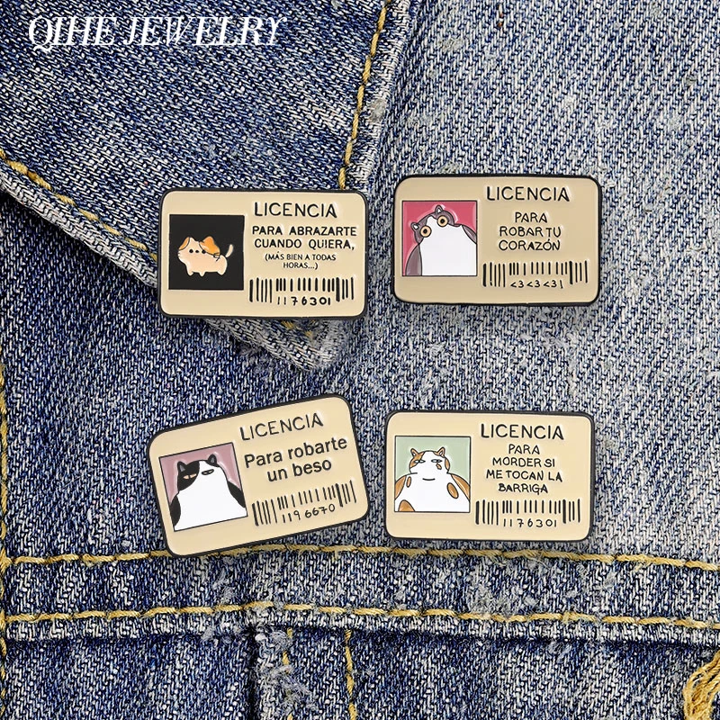 Pin de esmalte de gato español con LICENCIA, diseño de gato de dibujos animados lindo y LICENCIA Española para 'Para Robarte Un Beso', broche de metal, insignia para bolso y solapa, pin de joyería