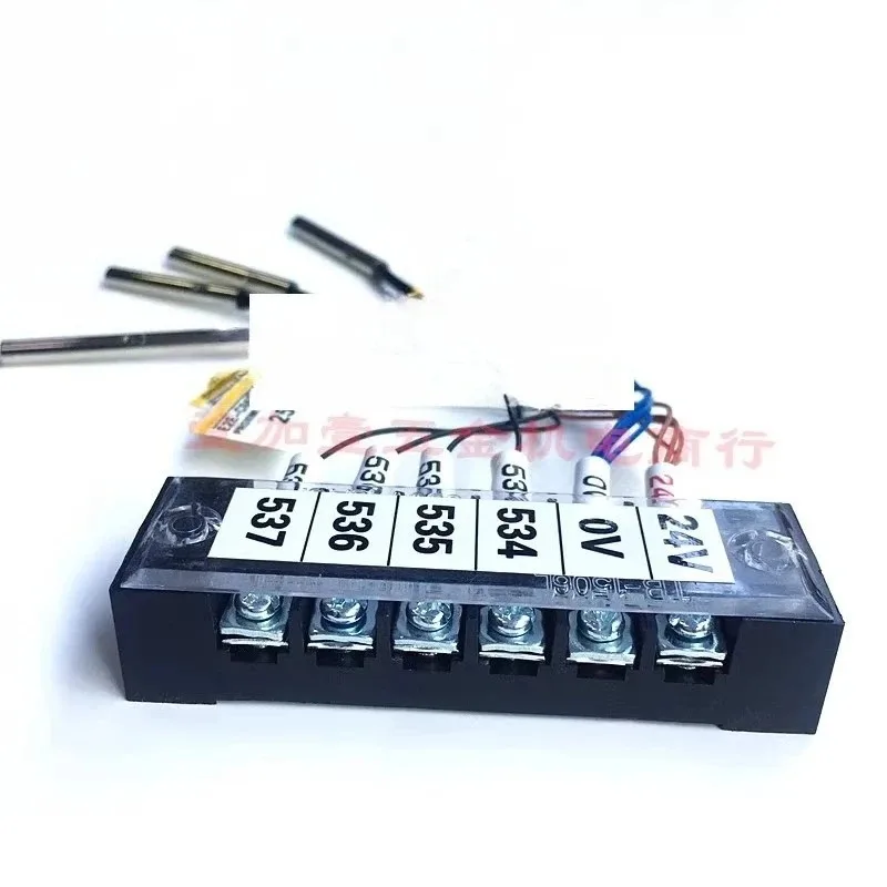 Induction switch E2E-C04SR8-WC-B1-1, first round, original cam switch