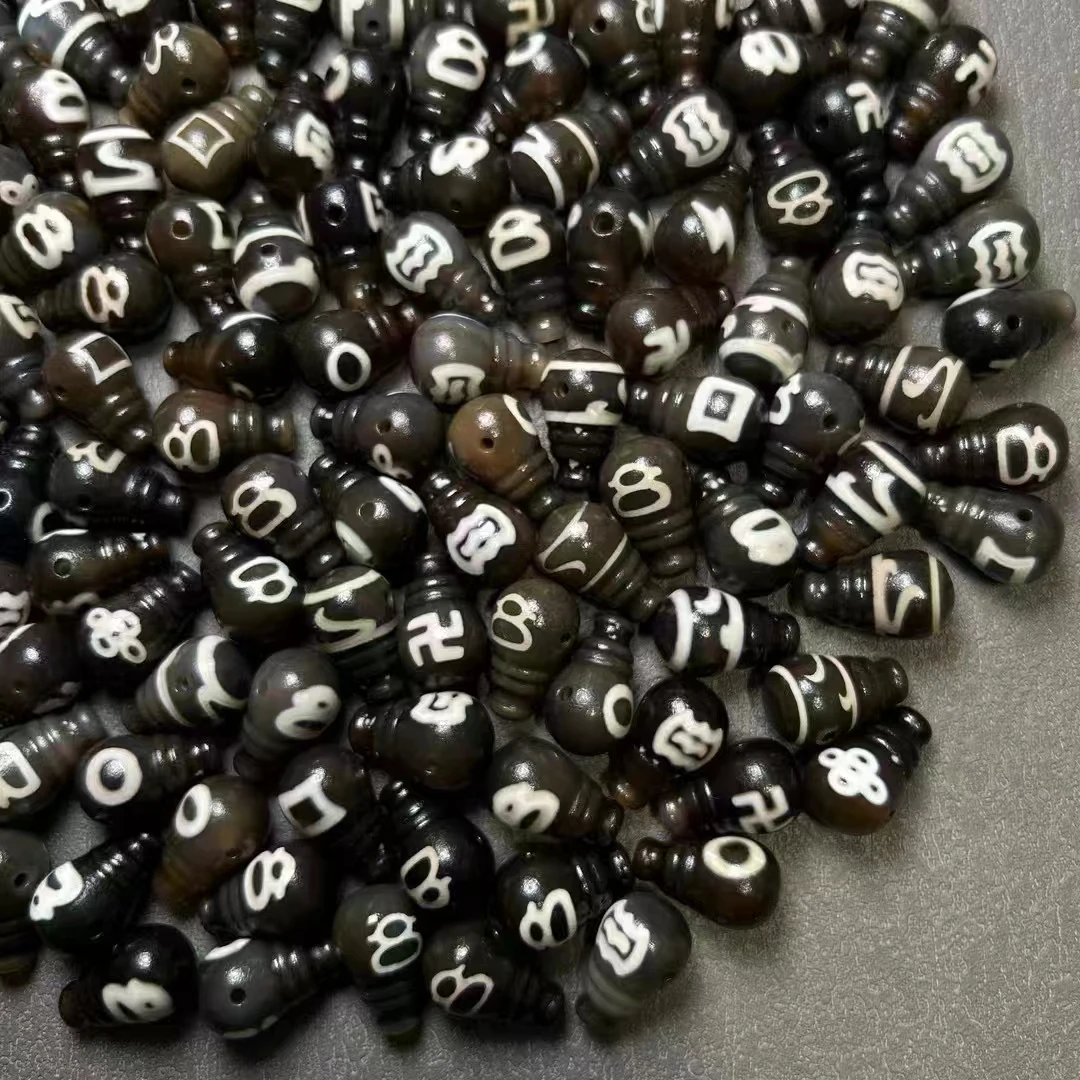 306pcs/lot Black Color Tee Joint Old Beads Amulet Baojiang Weathering Vein Natural Agate Different Totems