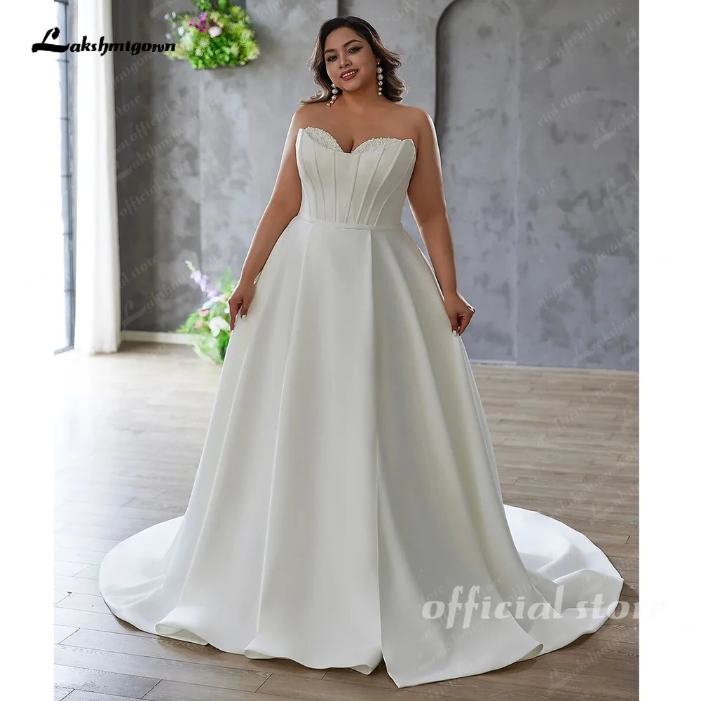 Lakshmigown Plus Size A-Linie Trägerloses Satin-Hochzeitskleid mit Perlen und Pailletten, Maßanfertigung – Detail 5