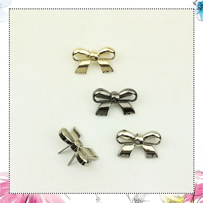 

30pcs Metal Bowknot Hardware for Shoes Bag Decorative Buckles DIY Luggage Clip Button Clothing Sewing Accessories