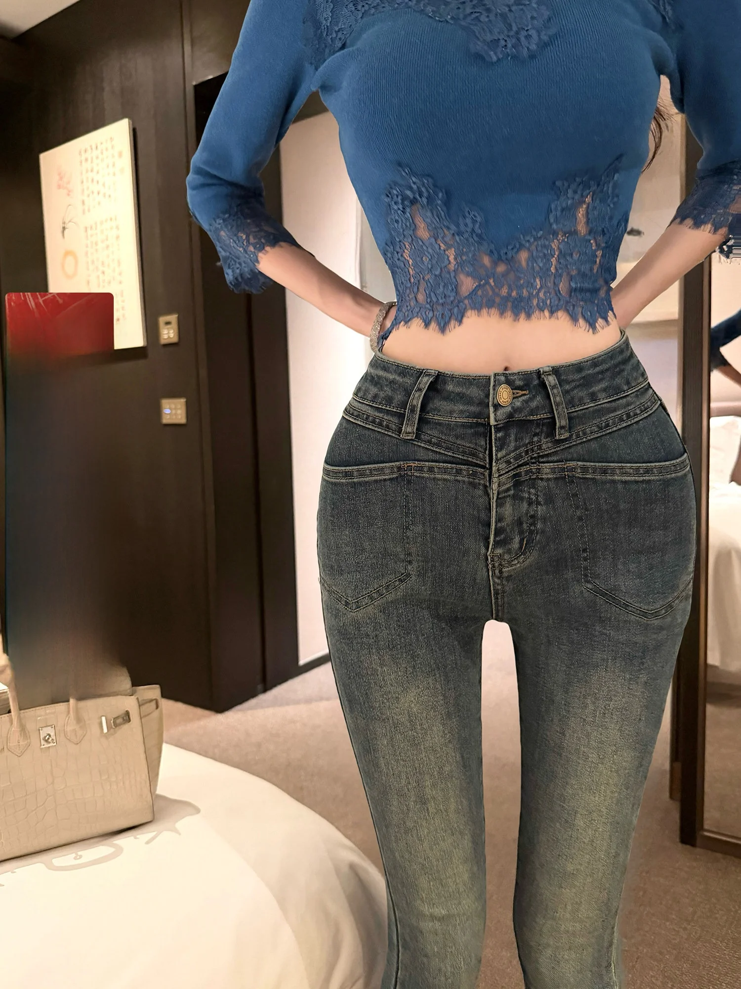 

Джинсы Slim Fit Viola Pencil Model, новая версия, визуально стройнящие, с эффектом утяжки на 5 размеров, повседневные, с застежкой-молнией на талии