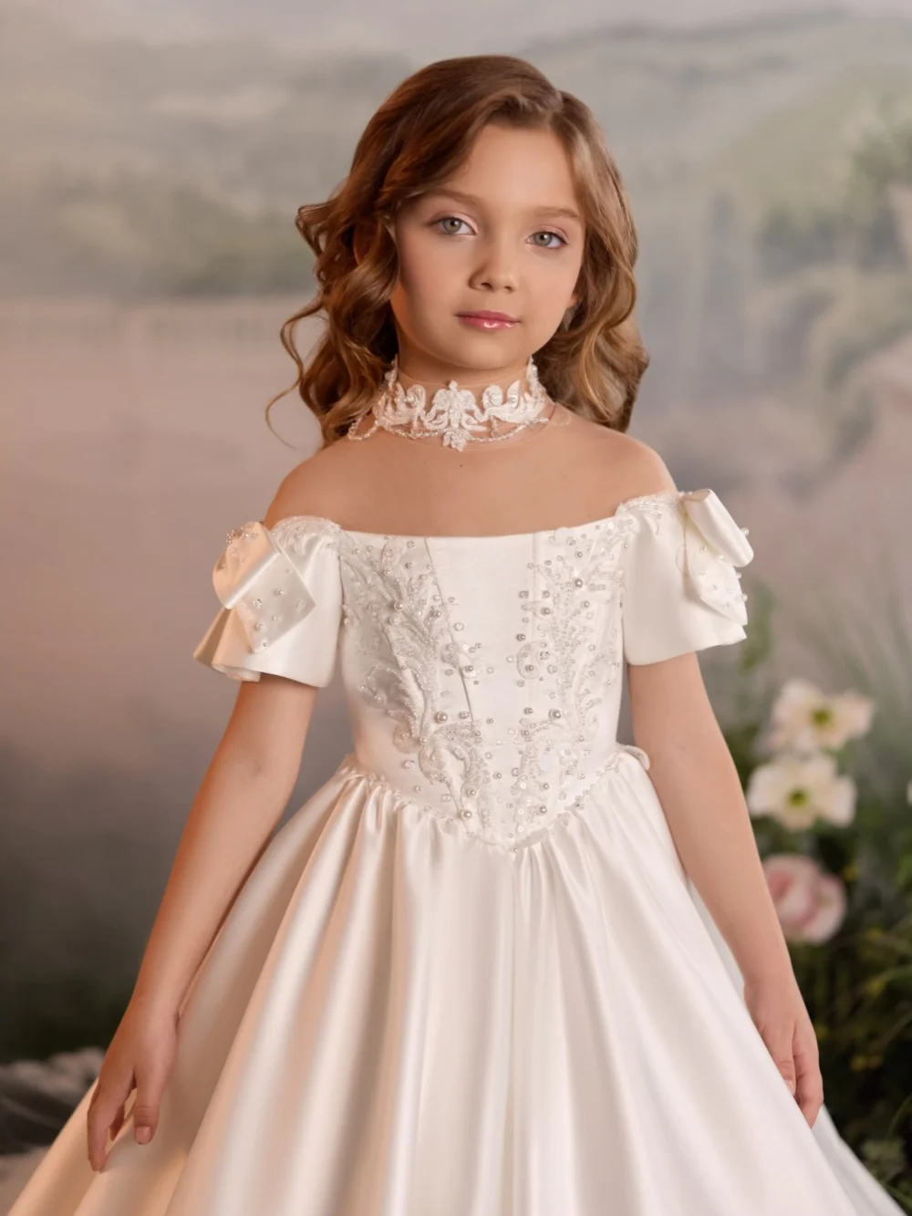 Glamorous Satin Bow Kids Princess Gown For Birthday Party Shimmering Beaded Appliques Girls Dresses First Communion Dress 3-14Y