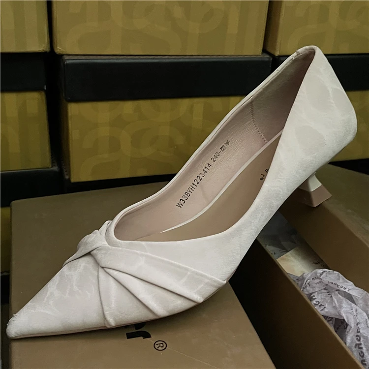 

Летняя обувь на низком каблуке, женская универсальная осенняя женская обувь с неглубоким носком, осень 202, удобное платье для офиса и карьеры, высокая обувь