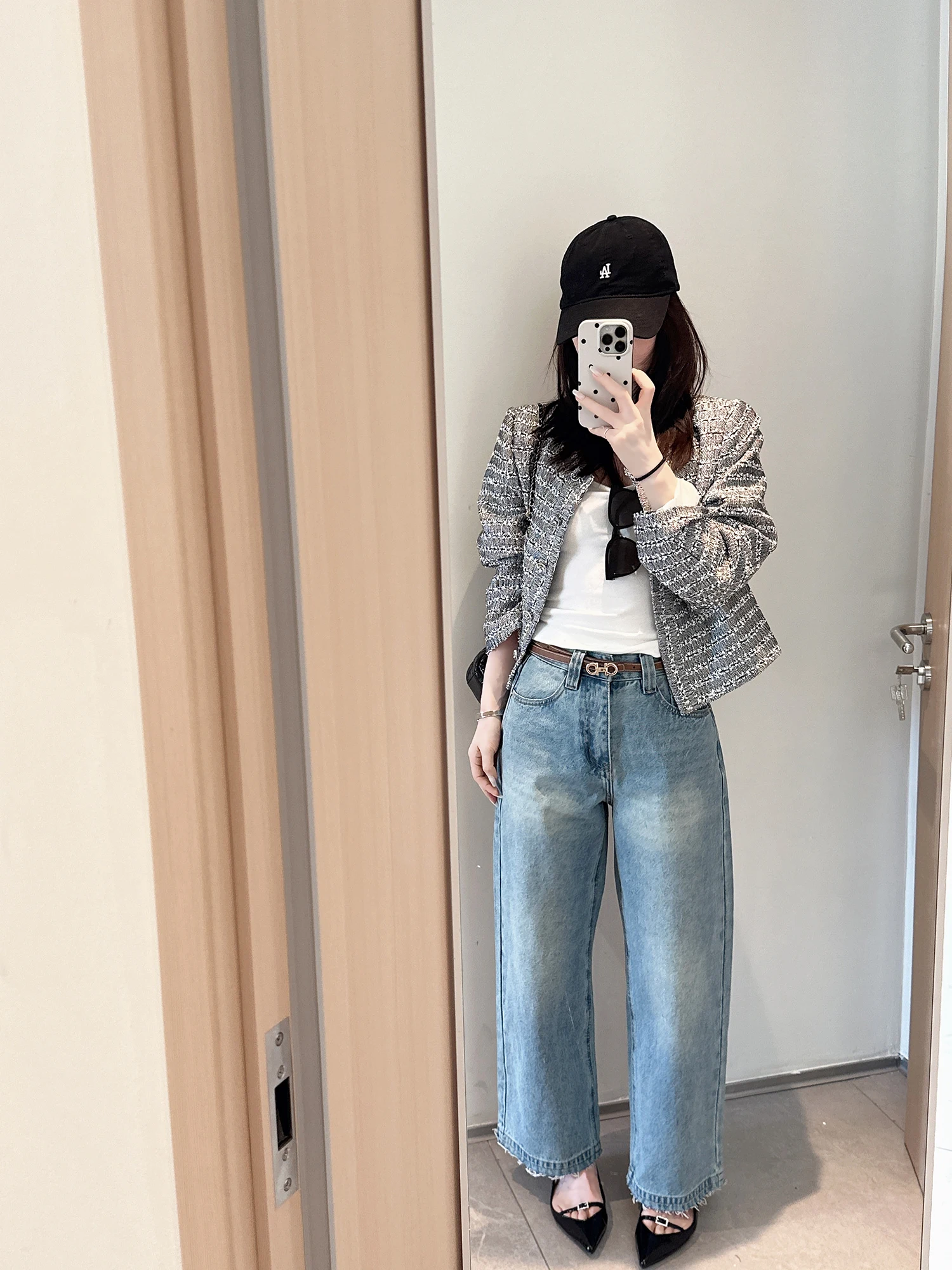 

Spring Hard Waed Slim Fit Wide Leg Jeans Distred Sle Casual Women's Denim Pants Straight Cut Nine Points Length