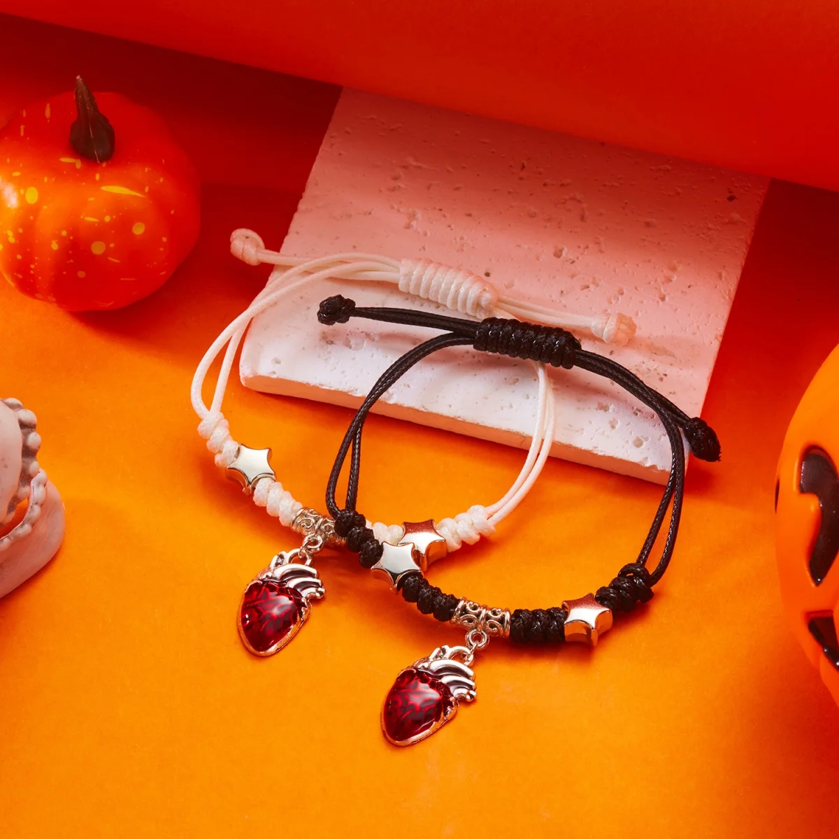 Halloween geflochtenes Armband rot Emaille Herz Anhänger Paar Armreif Freundschaft Party Schmuck passendes Geschenk für Frauen Männer Zubehör