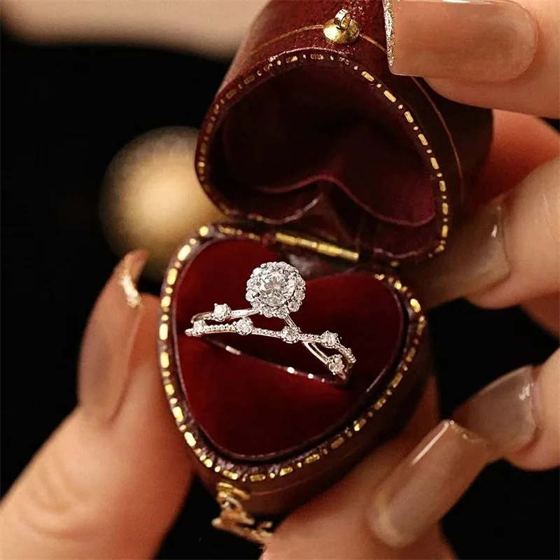 Charm Lady 0.5/1Ct D Color Moissanite Diamond Ring 925 Sterling Silver Party Wedding Band Rings for Women Engagement Jewelry