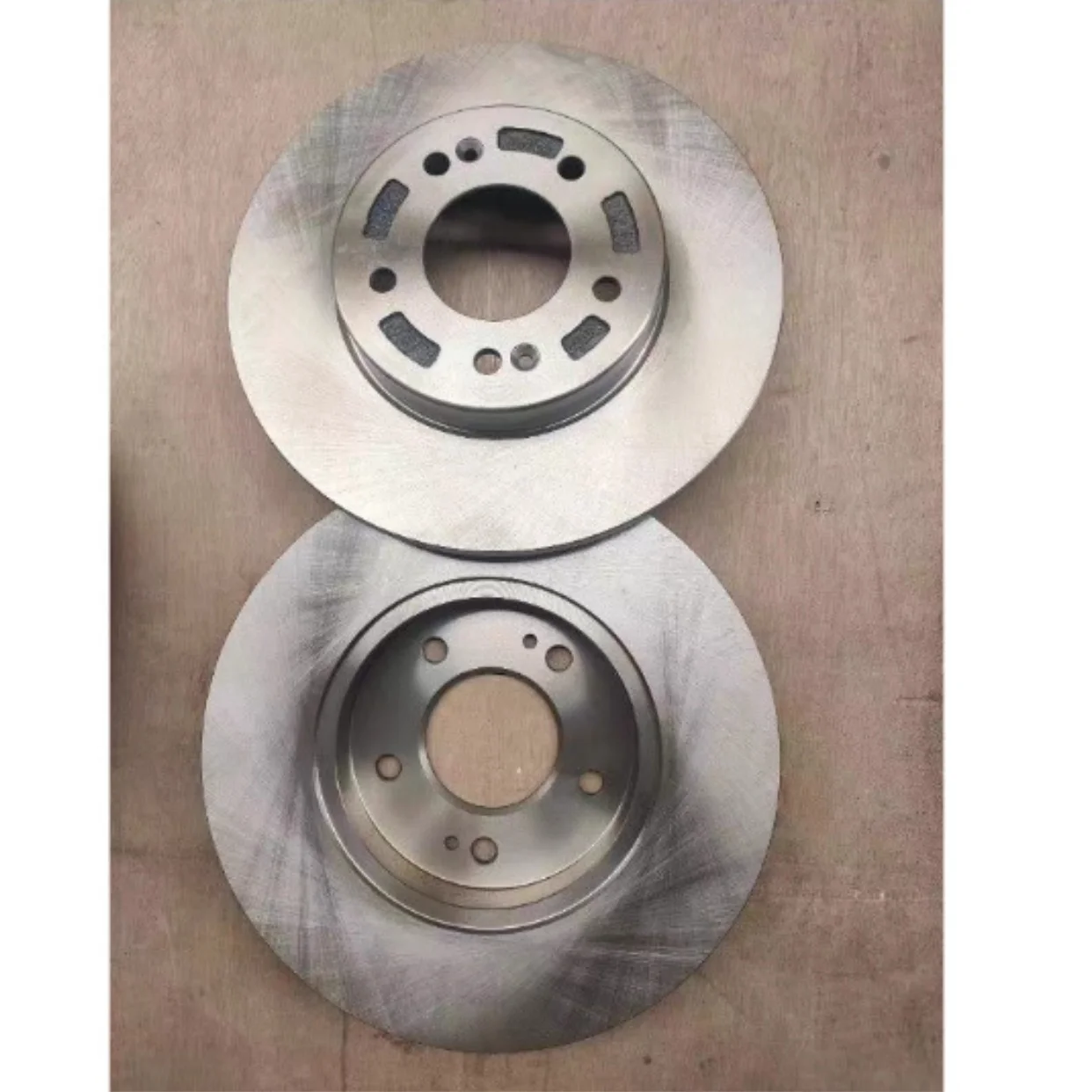 

Dongfeng Fengguang 580 Front Disc Rear Disc Front Brake Rear Brake