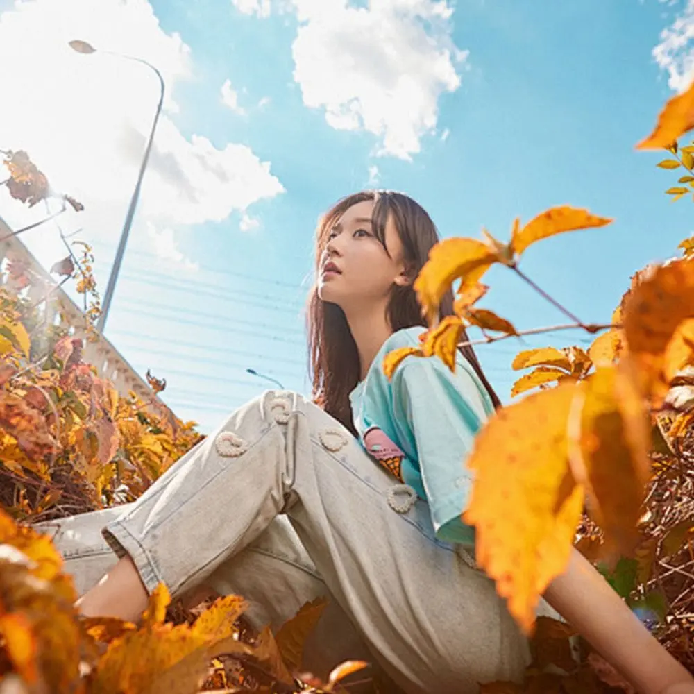 กล้องดิจิตอล CCD แบบย้อนยุค หน้าจอ 2.4 นิ้ว ดีไซน์แบบมีกระจกเต็ม/ครึ่ง รองรับการเล่นเพลง MP3 ซูม 8 เท่า กล้องวิดีโอ HD พกพาสะดวกสำหรับถ่ายวิดีโอบล็อก